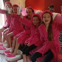 Grumpy But Gorgeous Pamper Parties 1088522 Image 7